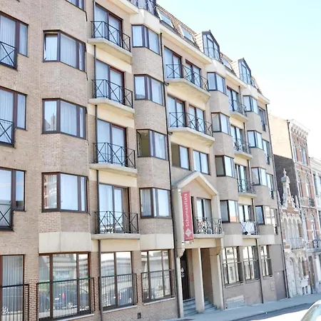 아파트 In With Sea Views 니우포르트