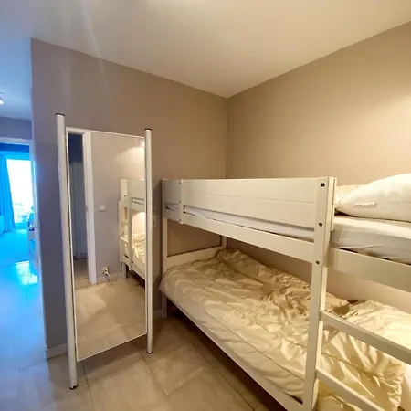 In With Sea Views 아파트 니우포르트