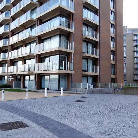 아파트 In With Sea Views *