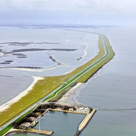 In With Sea Views 아파트 *