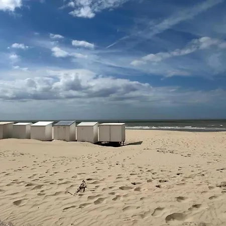 In With Sea Views ニーウポールト