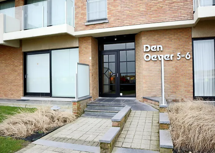 شقة In With Sea Views *