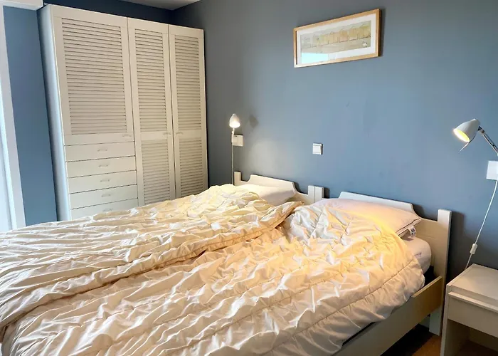 شقة In With Sea Views