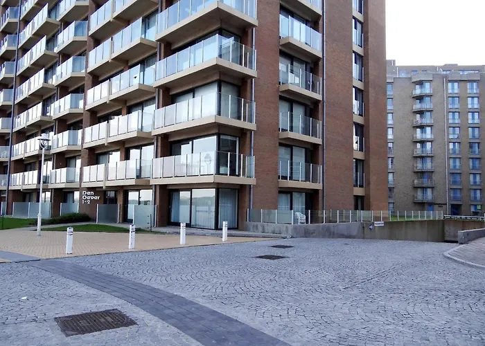 شقة In With Sea Views *